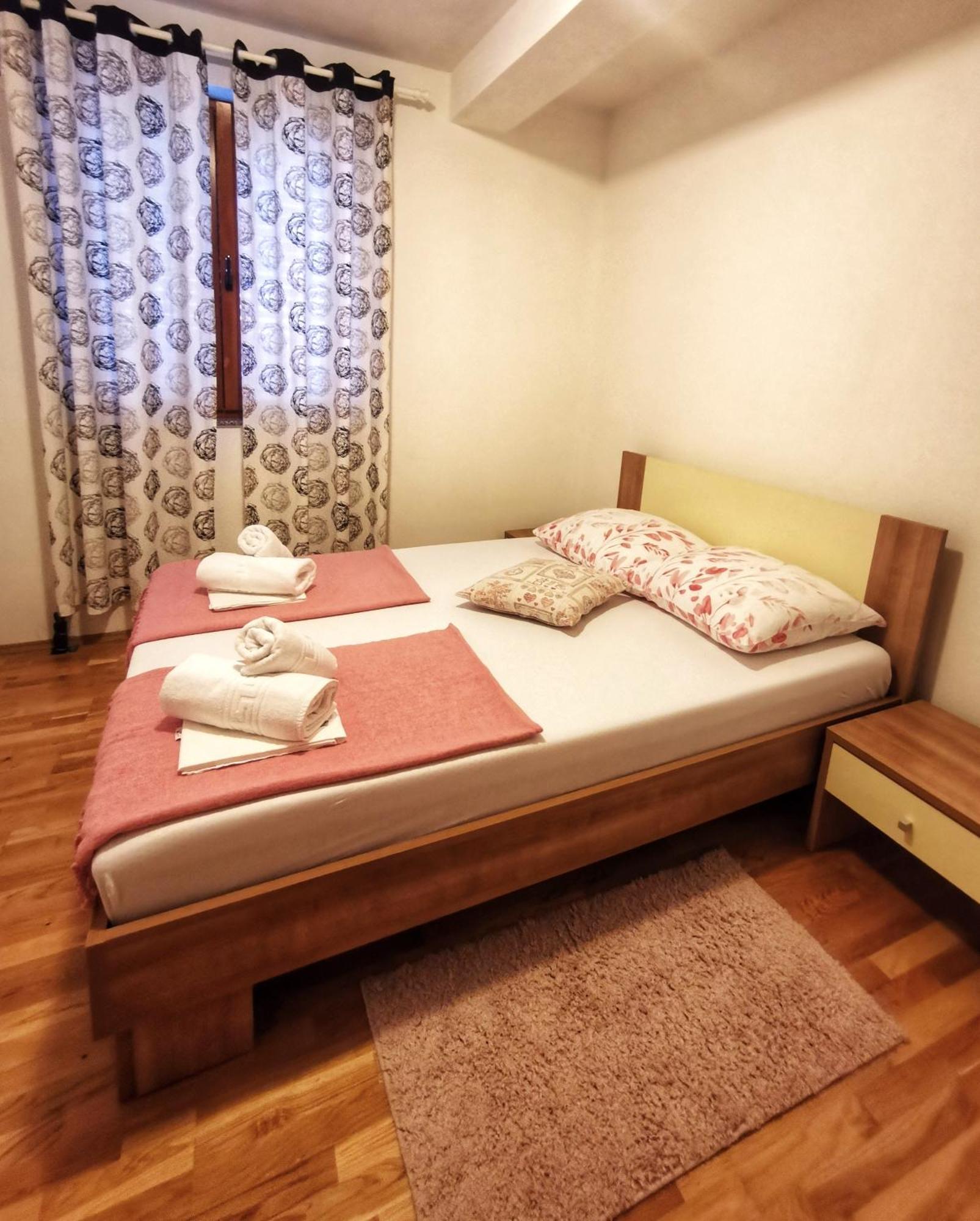 Apartament Jukic Свети свети Филип и Яков Екстериор снимка